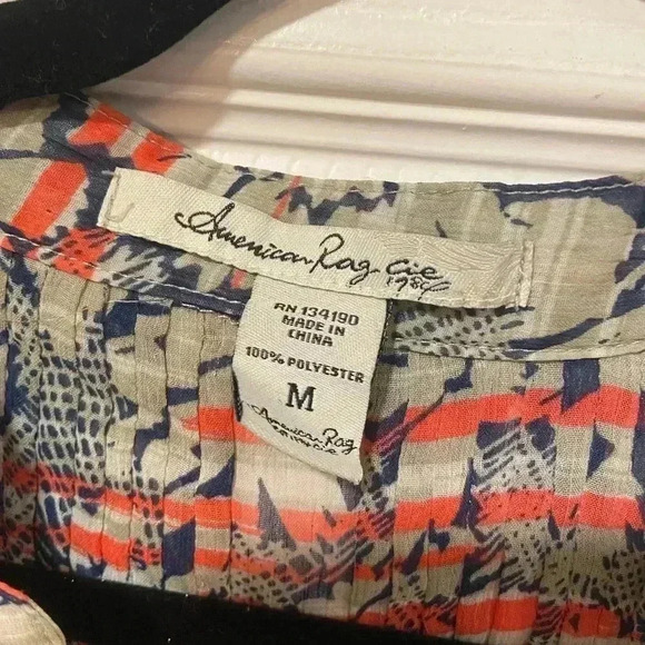 American Rag Pleated Smocked Button V Neck Tie Flowy Peasant Top Floral Size M - Picture 6 of 10